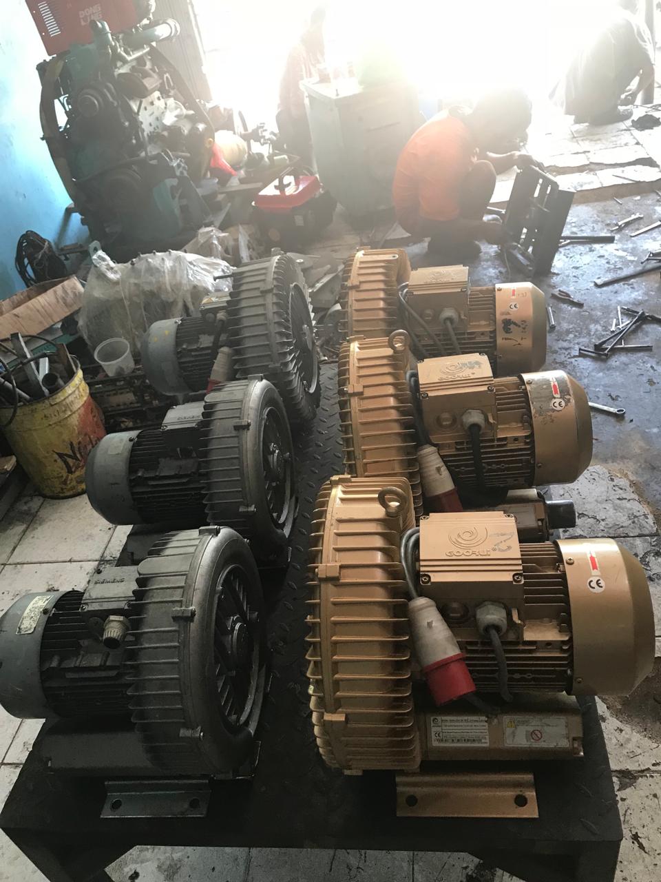 Rewinding motor listrik kecil di bengkel CV. Hendi Cipta Mandiri Batam